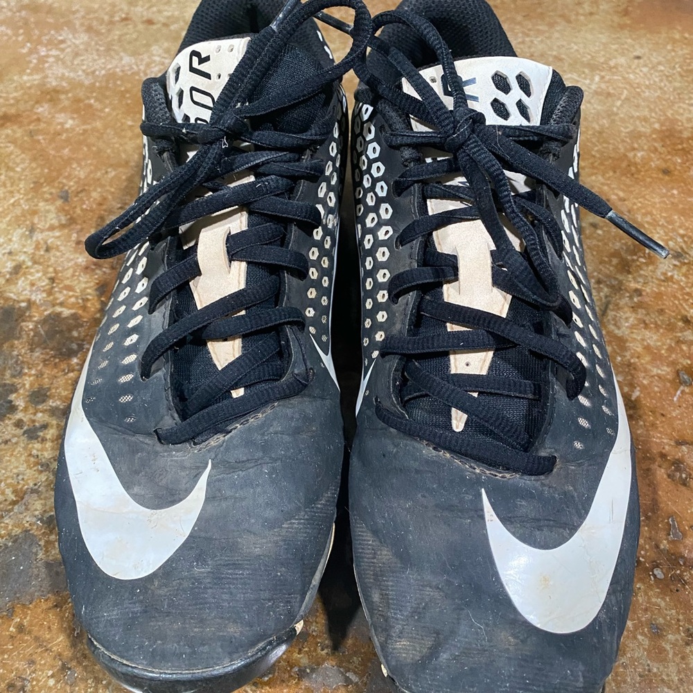 Gently worn Nike vapor cleats